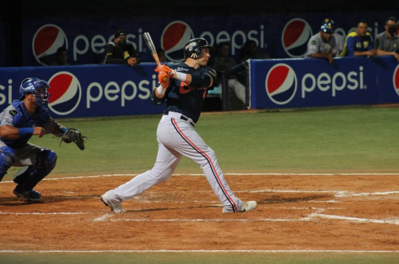 NUEVO REVÉS ANTE MAGALLANES