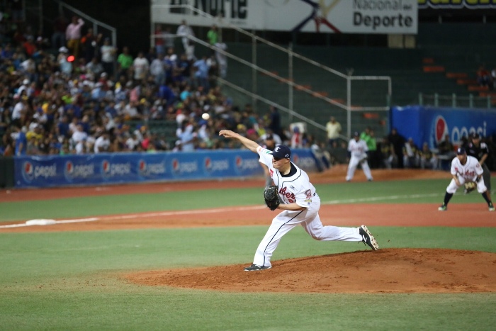 FLORES GANO DUELO AZTECA