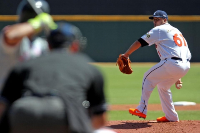 YEIPER CASTILLO SE UNE A LA TRIBU