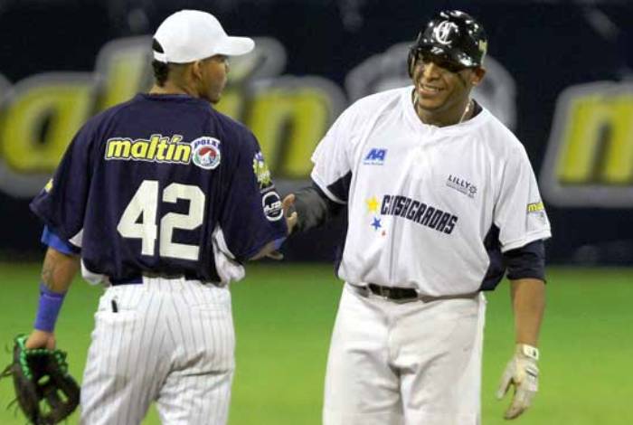 RENE REYES MVP DEL JUEGO DE ESTRELLAS