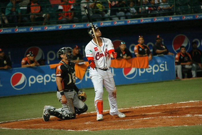 TRIBUNA CARIBE JUEGO #1 SERIE SEMIFINAL