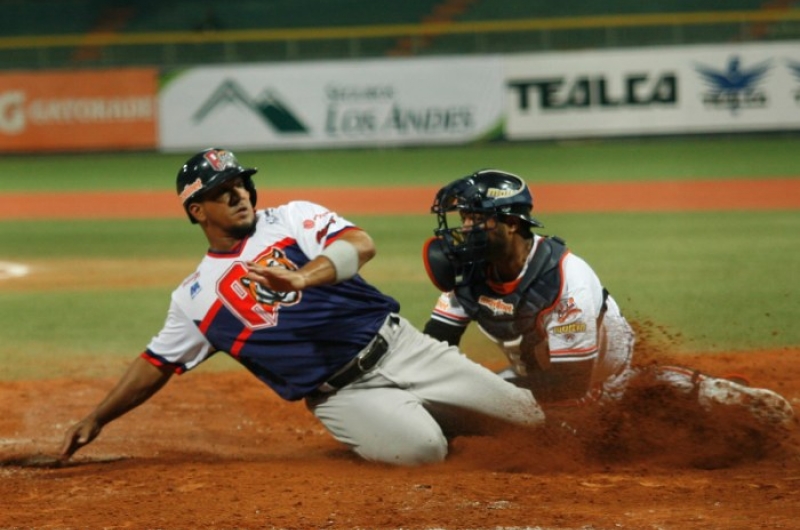 ARAGUA SE LLEVÓ EL PRIMERO
