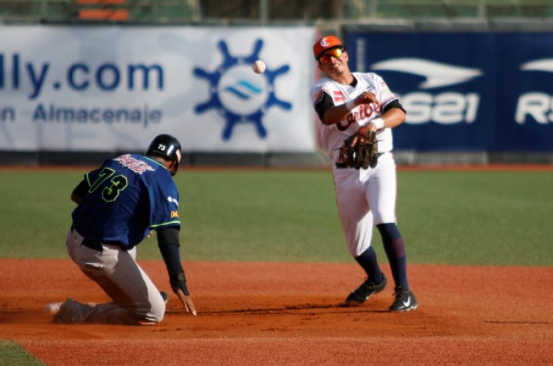 TRIBUNA CARIBE JUEGO#8