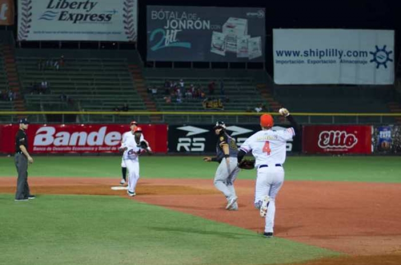 TRIBUNA CARIBE JUEGO #13 261018