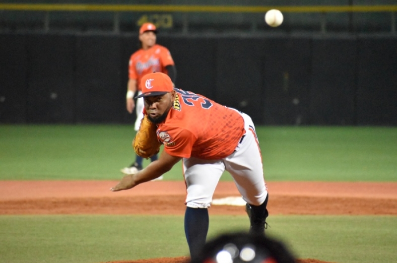 TRIBUNA CARIBE JUEGO #9