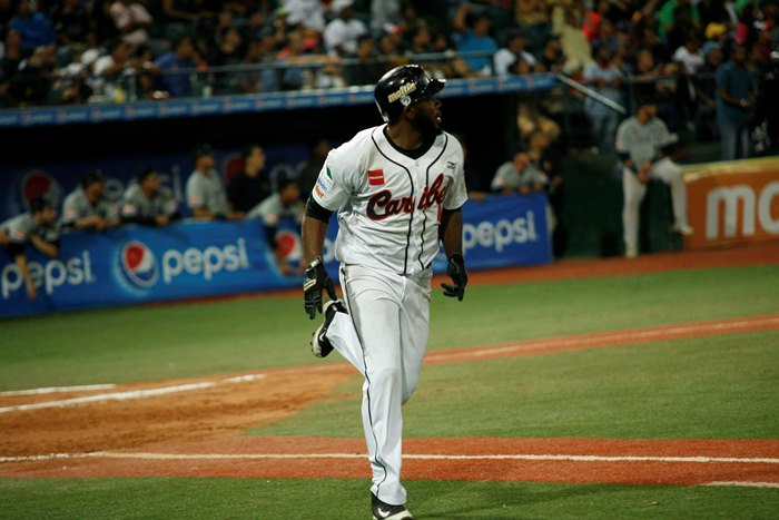 CARIBES NO PUDO EN VALENCIA